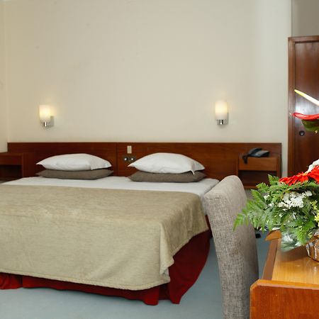 Cheerfulway Bravamar Hotel Ribeira Brava Exterior foto